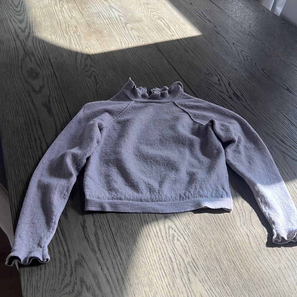 Lavender free people crop sweater size small